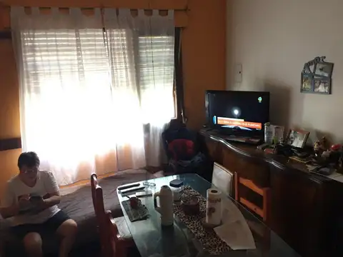 Depto Tipo Casa en Venta con 1 cocheras