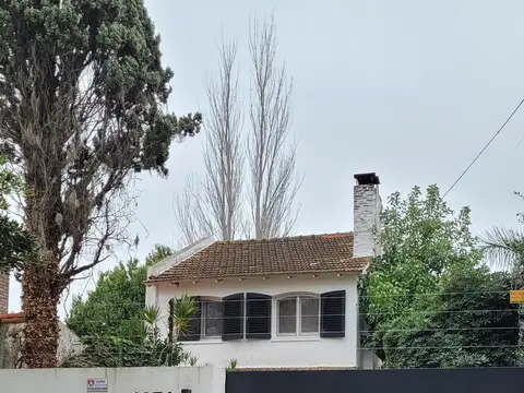 Sarmiento 1300