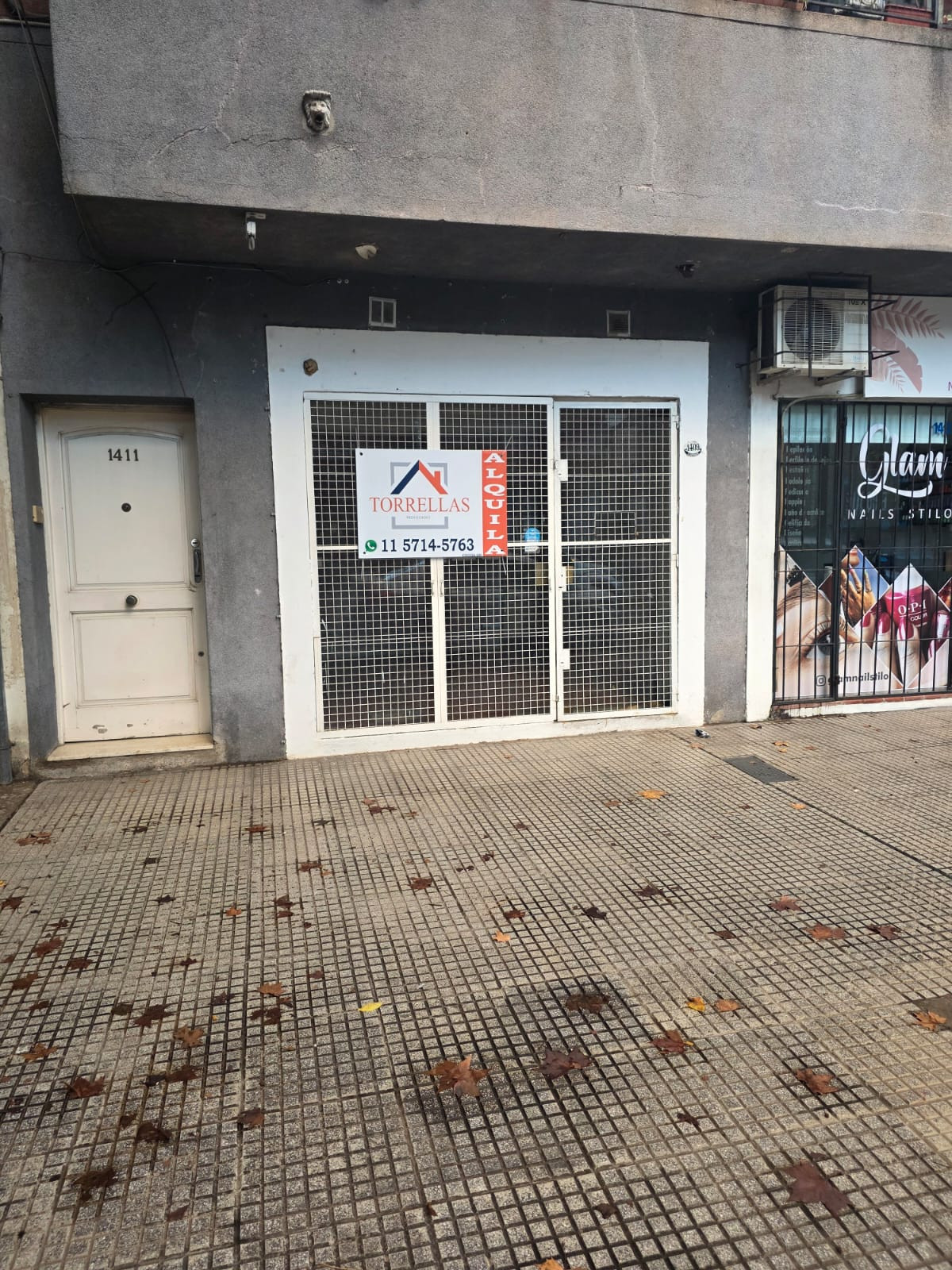 Magnifico local mts.Av De los Incas y Av. Triunvirato subte B Foco Comercial