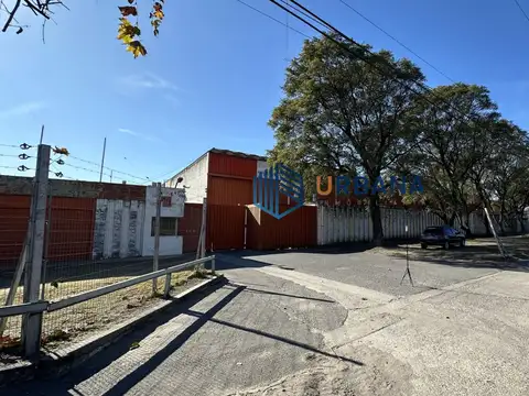 galpon 6.500m2 más 5.200m2 de terreno en la ruta Nº9