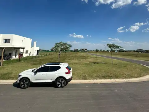 Terreno en Venta de 705,0 m2