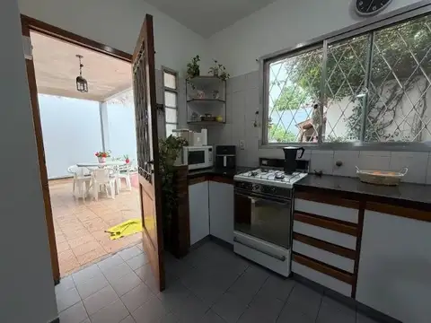 Venta de Casa 5 Ambientes en El Palomar, Morón