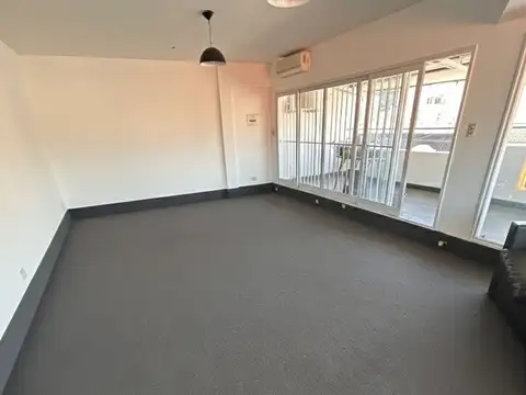 ALQUILER OFICINA LUMINOSA ZONA TRIBUNALES