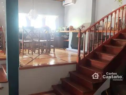 Casa 4 ambientes con 1 baño