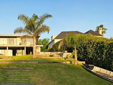 Casa en venta Barrio Santa Catalina Villanueva al RIO