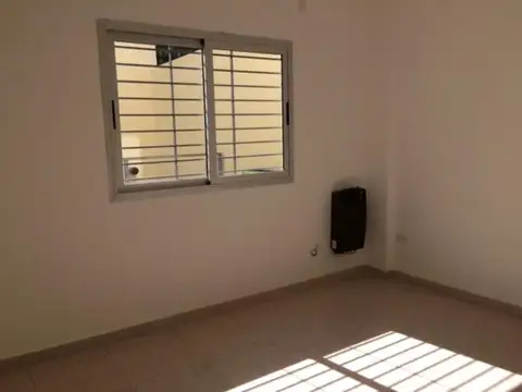 Departamento en Alquiler en Merlo, $ 450.000