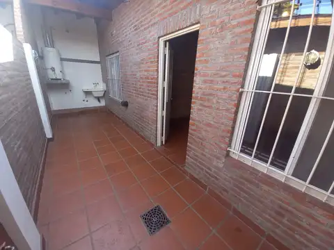 Depto Tipo Casa en Alquiler de 3 ambientes