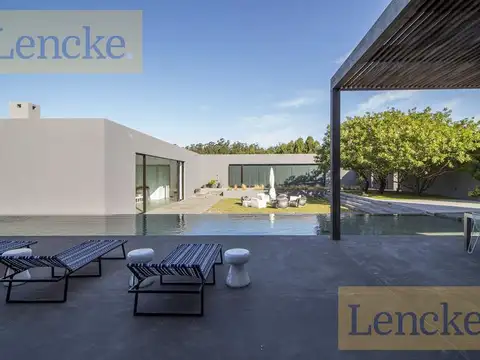 Casa en Venta en Punta del Este, USD 3.700.000