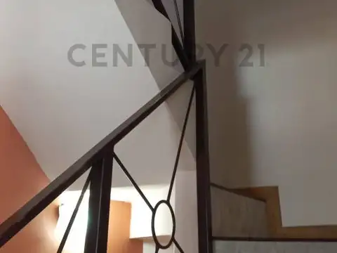 Casa 2 ambientes con 1 baño