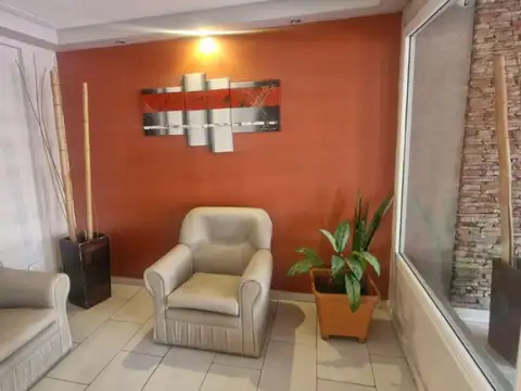 Departamento en Alquiler en Caseros, $ 900.000