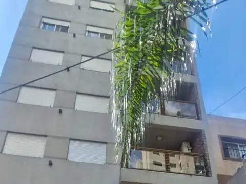 Departamento - Alquiler - Argentina, Caseros - Urquiza 4600