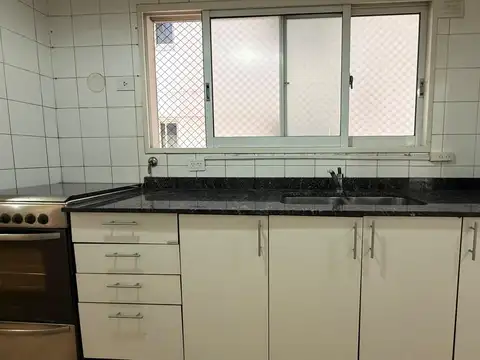 Departamento en Alquiler con 1 cocheras