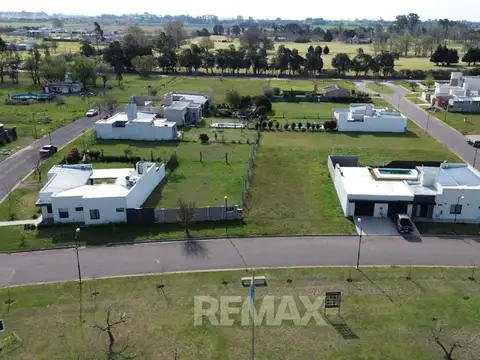 Venta Lote 76 de 395m2 en B° Polo View