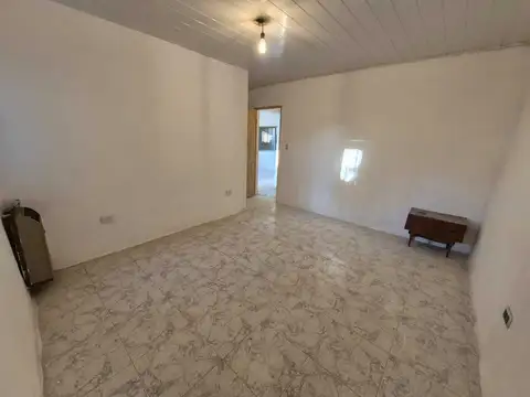 Casa en Alquiler en City Bell, $ 950.000