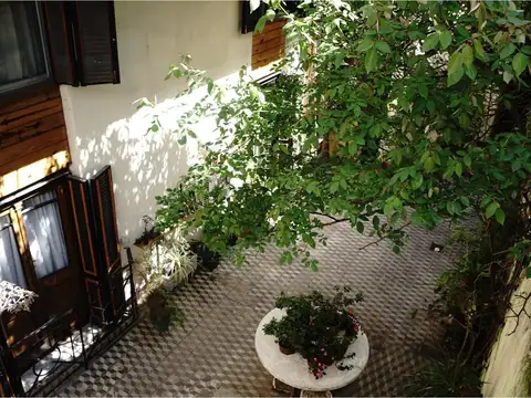 Avenida Teniente General Donato Álvarez 2000