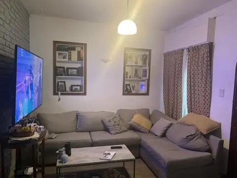 Casa en Venta con 4 cocheras