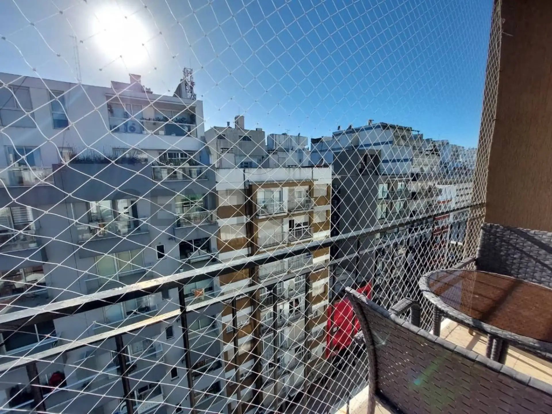 Depto 3 amb, 67m² con cochera y balcón — Plaza Mitre