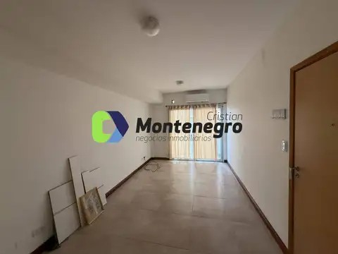 Depto Tipo Casa en Alquiler con 1 cocheras