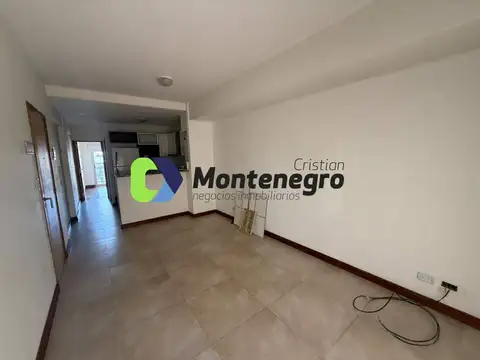 Depto Tipo Casa 2 ambientes con 1 baño