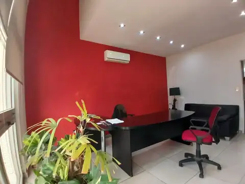 Galpón en Venta 1000 m2 cubiertos.