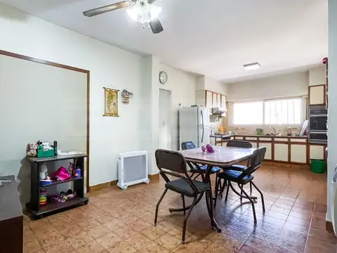 Casa en Venta en Munro, USD 210.000