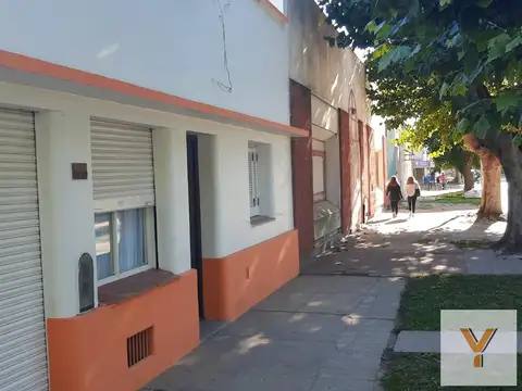 Avenida B. Otamendi e/ Av Buenos Aires y Salta