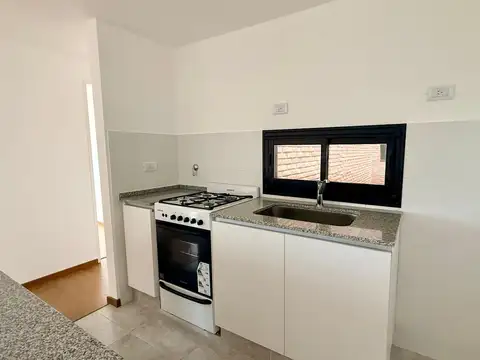 Departamento en Alquiler en Fisherton, $ 800.000