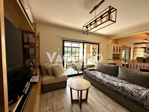Casa en venta , 4 amb. en barrio cerrado María Eugenia Residences & Village, Moreno