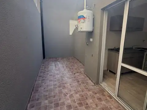 Depto Tipo Casa en Venta de 3 ambientes
