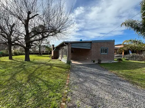 Casa quinta en Los Pioneros en venta