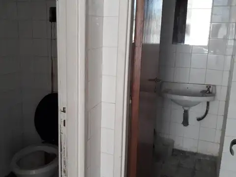 Av Costanera esq. Salta