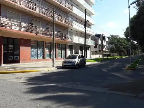 Av Costanera esq. Salta