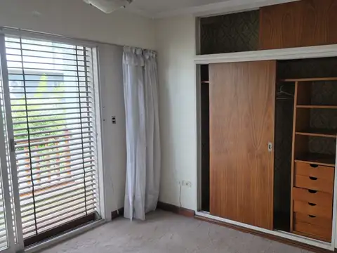 Casa en Venta en Olivos Golf, USD 320.000