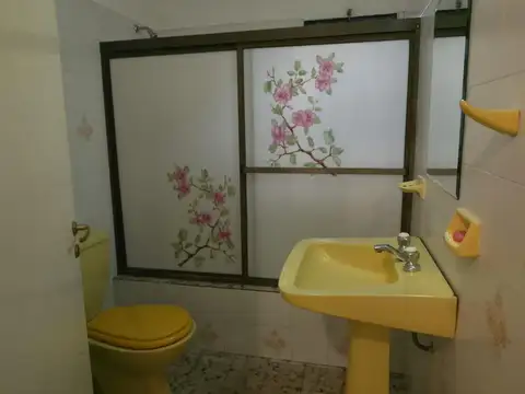 Depto Tipo Casa en Alquiler al Sureste