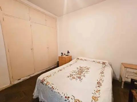 Venta departamento 3 ambientes con doble patio.