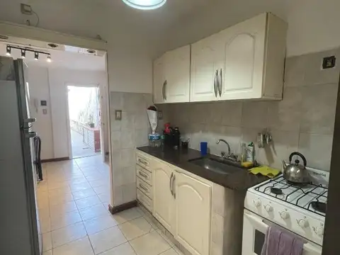 Depto Tipo Casa 3 ambientes con 2 baños