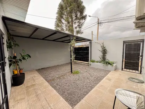 Casa en Pje. Andrada 1.854