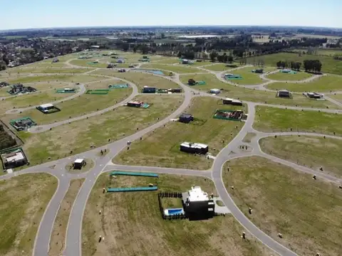 Terreno en Venta en Pilar Del Este, USD 28.000