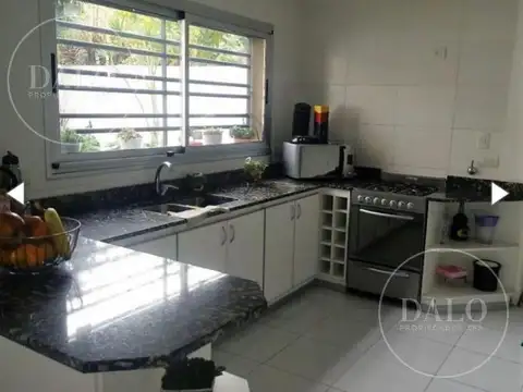 Casa en Venta en Quilmes, USD 247.000