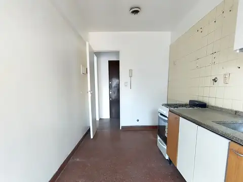 Departamento en Venta en Parque Chacabuco, USD 125.000