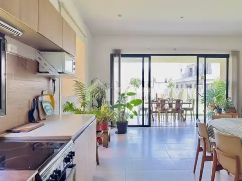 Casa en Venta al Este