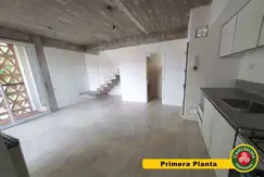 DEPARTAMENTOS, 2 Y 3 AMBIENTES - SIN EXPENSAS - COCHERAS - PATIOS Y BALCONES - MUY BUENA UBICACIÓN ! - Foto 17