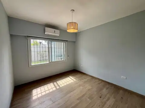 Depto Tipo Casa 2 ambientes con 1 baño