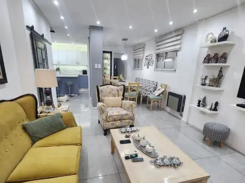 CASA EN VENTA LACARRA 33 AVELLANEDA QUINTA GALLI