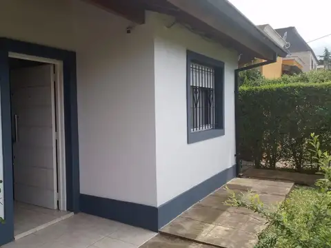 Casa en Venta con 4 cocheras