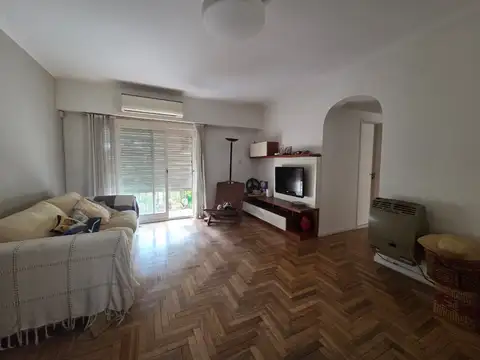 Rioja 2500, Piso 2