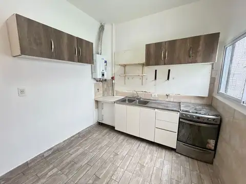 Depto Tipo Casa 4 ambientes con 1 baño