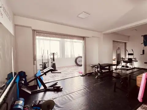 Departamento 6 ambientes con 2 baños