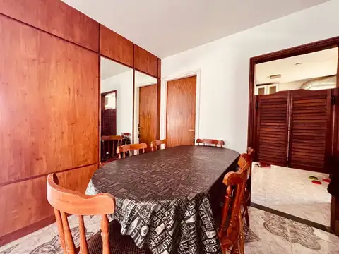 Departamento en Venta de 6 ambientes