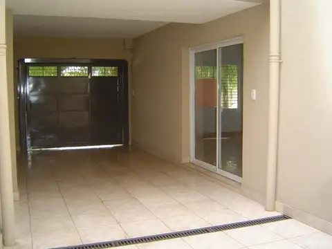Depto Tipo Casa en Alquiler de 6 ambientes
